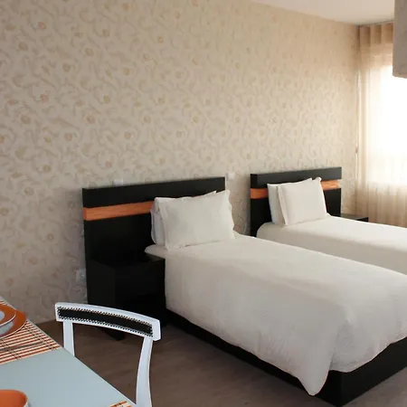 Гостьовий будинок Vivacity - & 4*