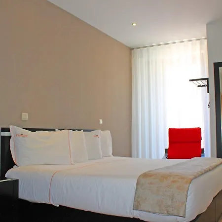 Vivacity - & 4* Porto