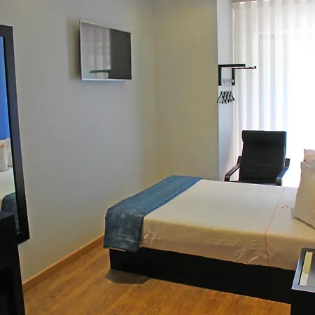 Vivacity - & 4* Porto