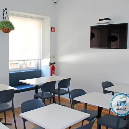 Vivacity - & 4* Porto