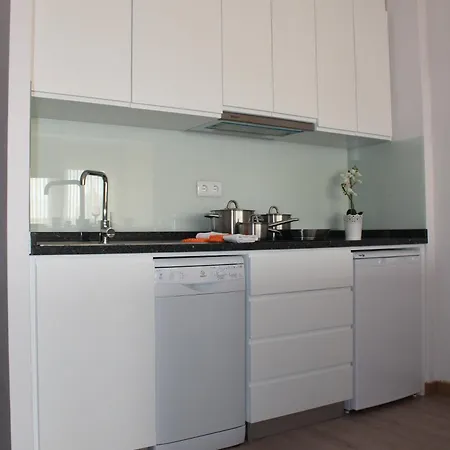 Vivacity - & 4* Porto